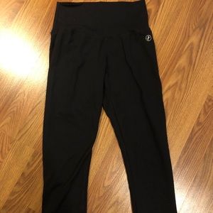 Abs2BFitness Capri leggings